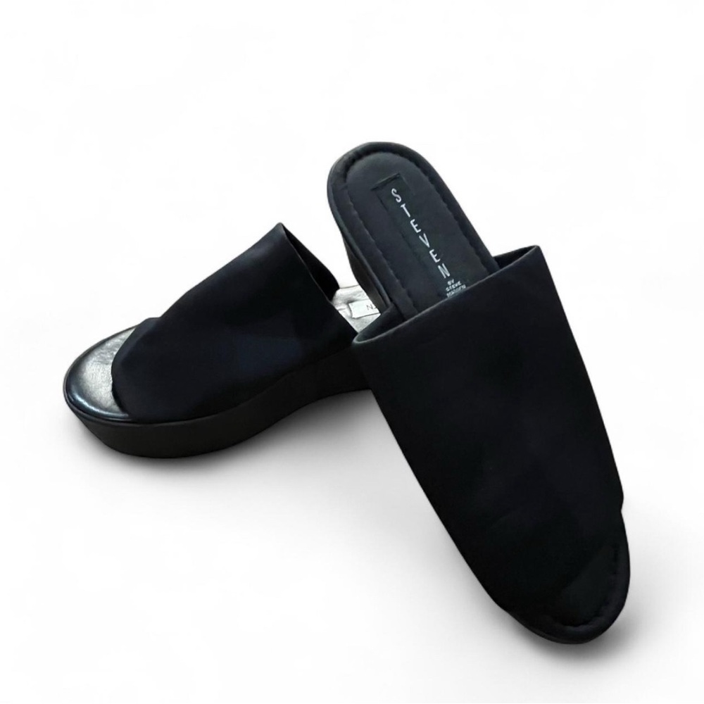 Steve Madden Black Mules Sleek Minimalist Design
